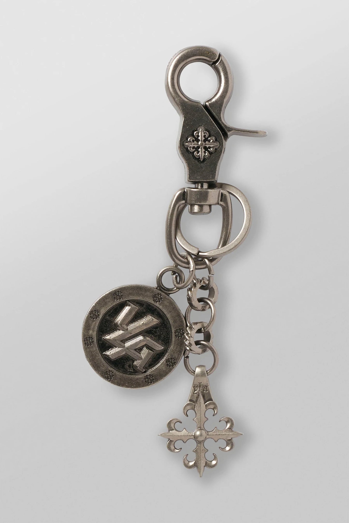 9109 - Vault Keychain | Black