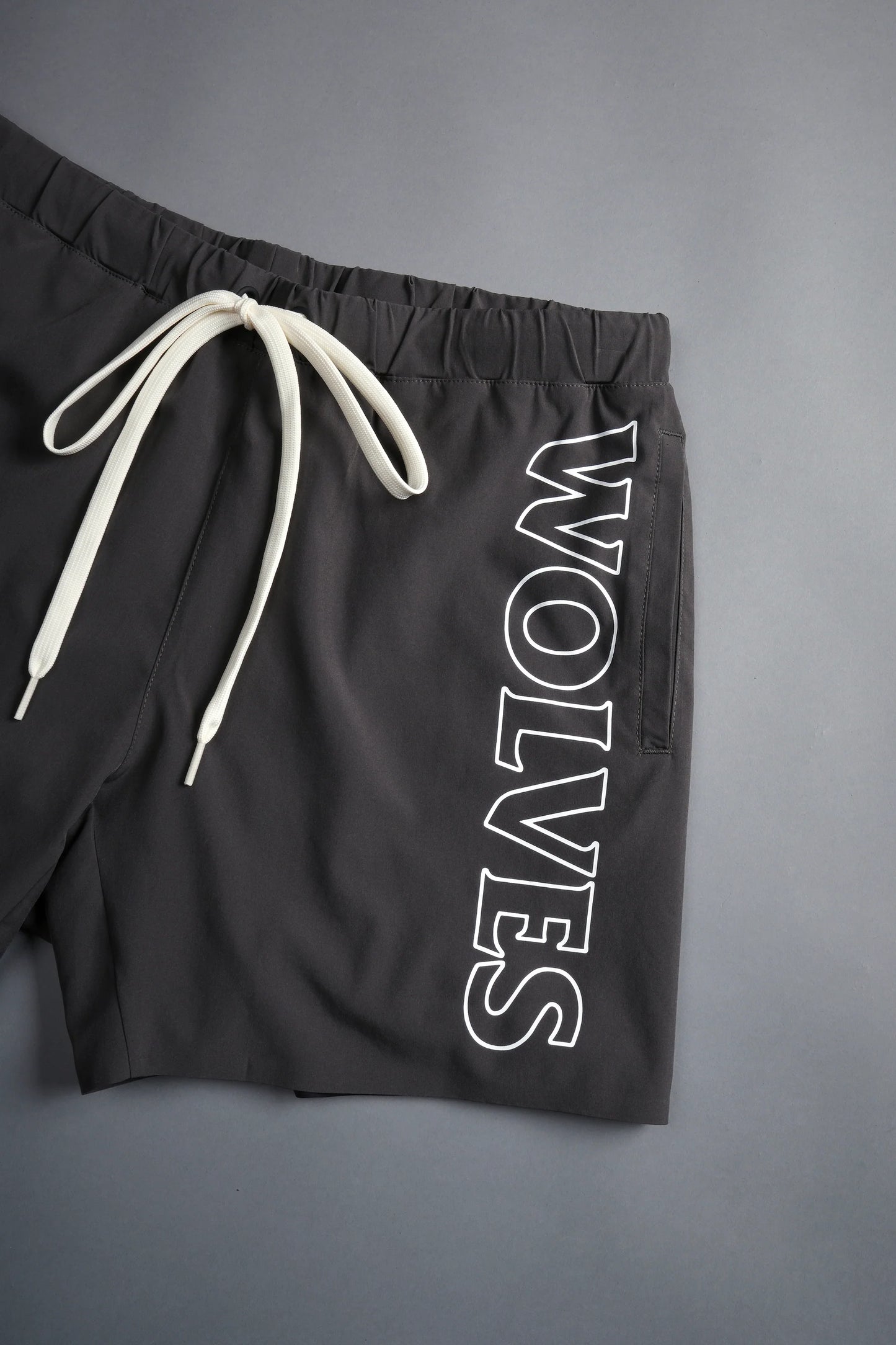 DS - Wolves Hardcore Compression Shorts in Wolf Grey