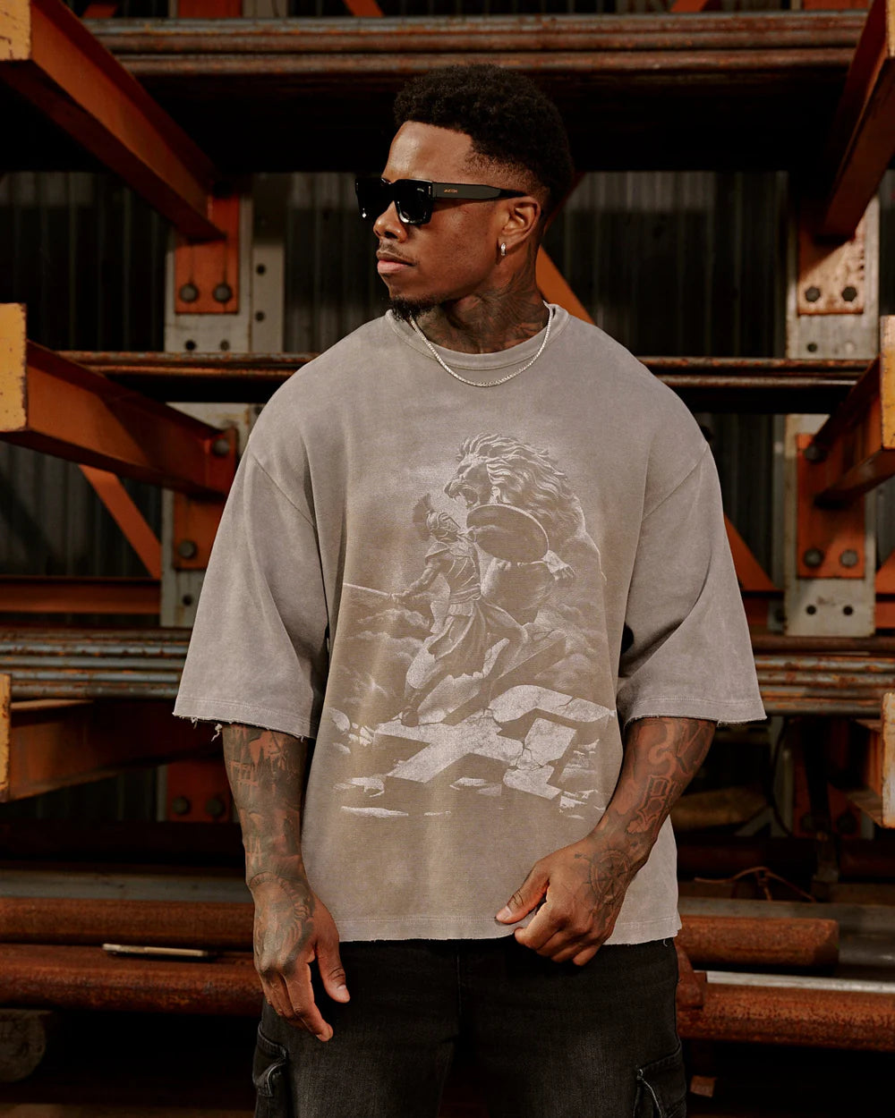 4122 - Gladiator Tees | Light Grey Wash - Última pieza en L