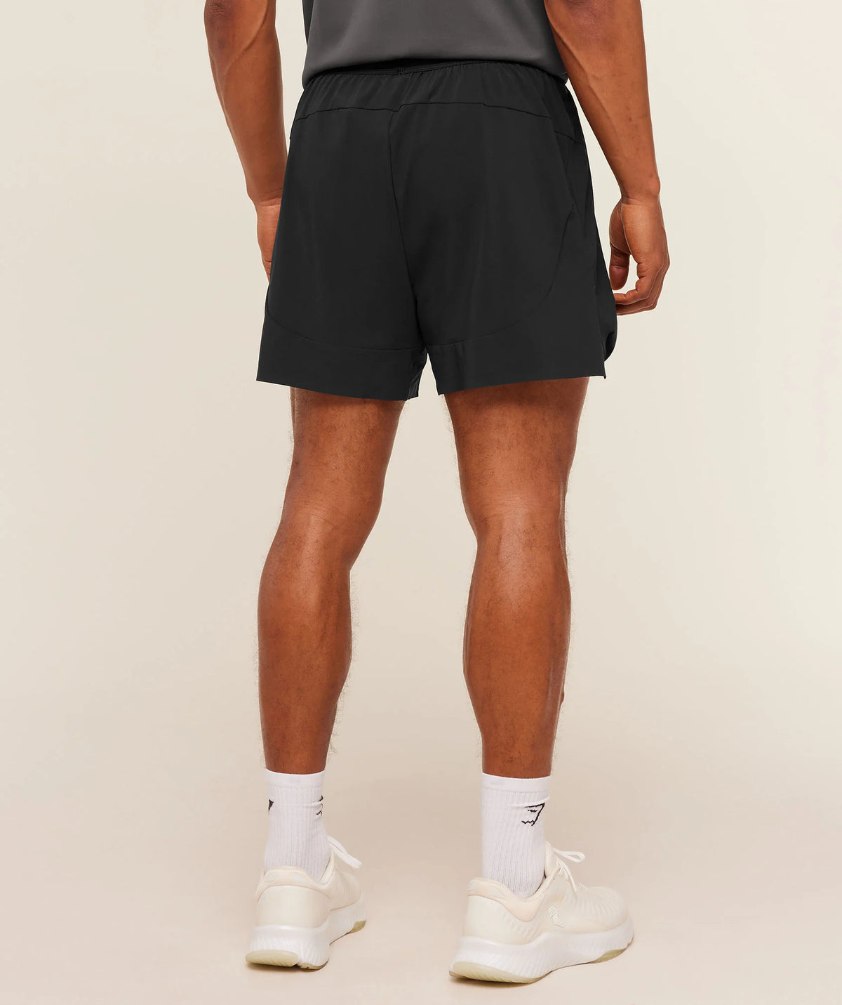 Evolve 5" Short | Black