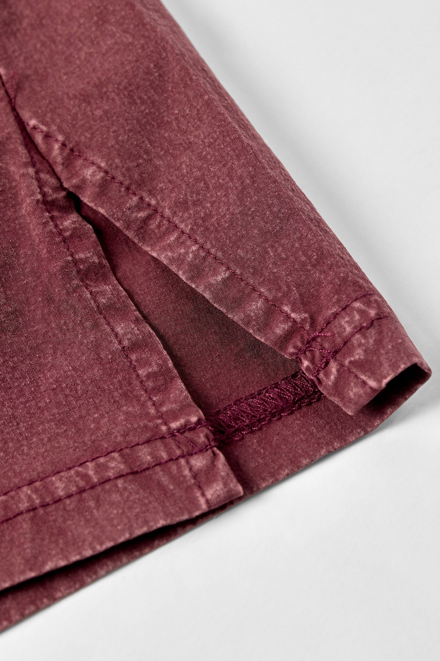 1043 - Washed Fitness Shorts | Burgundy Wash