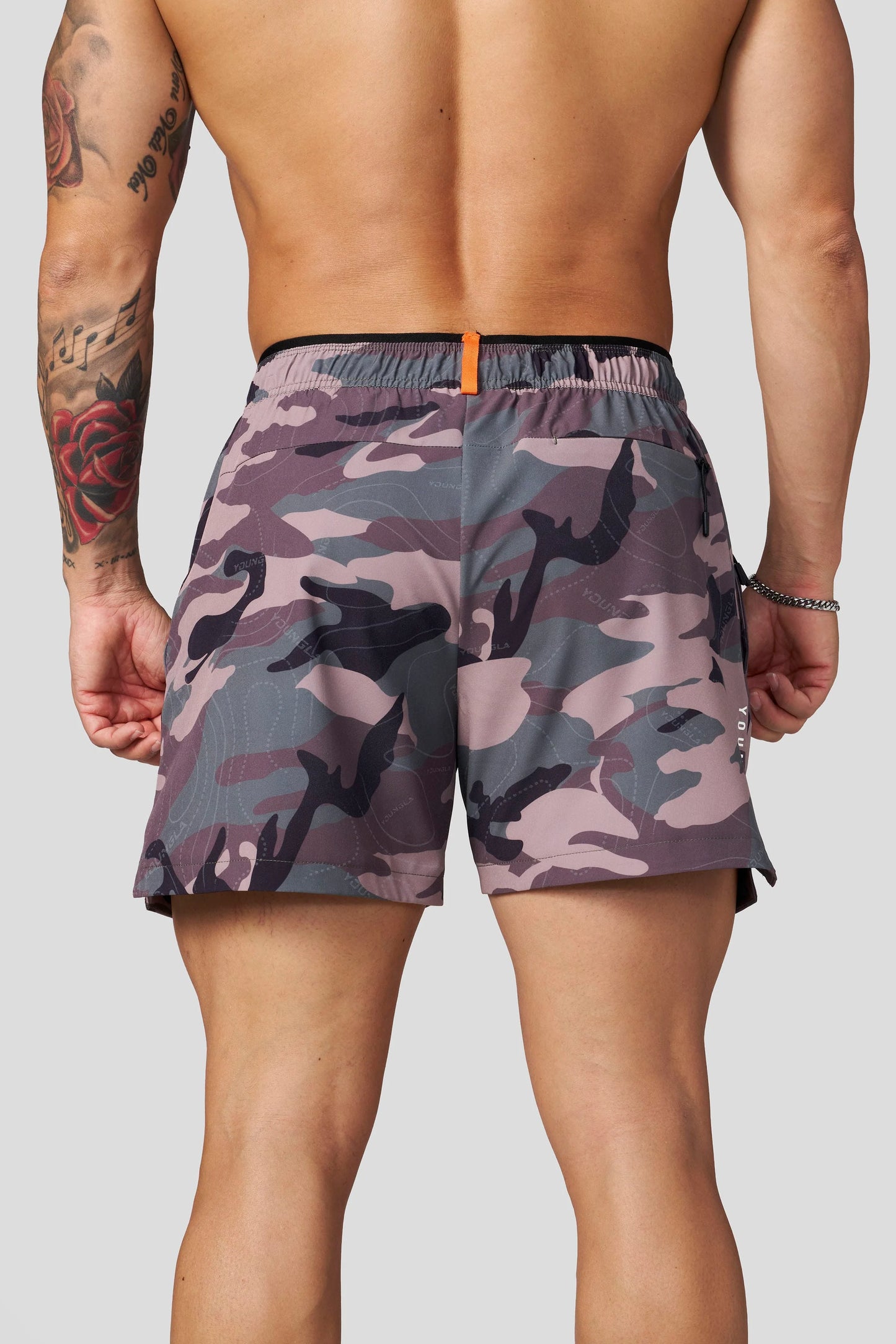 PRE-ORDEN: 1052 - Reflective Fitness Shorts | Army Camo
