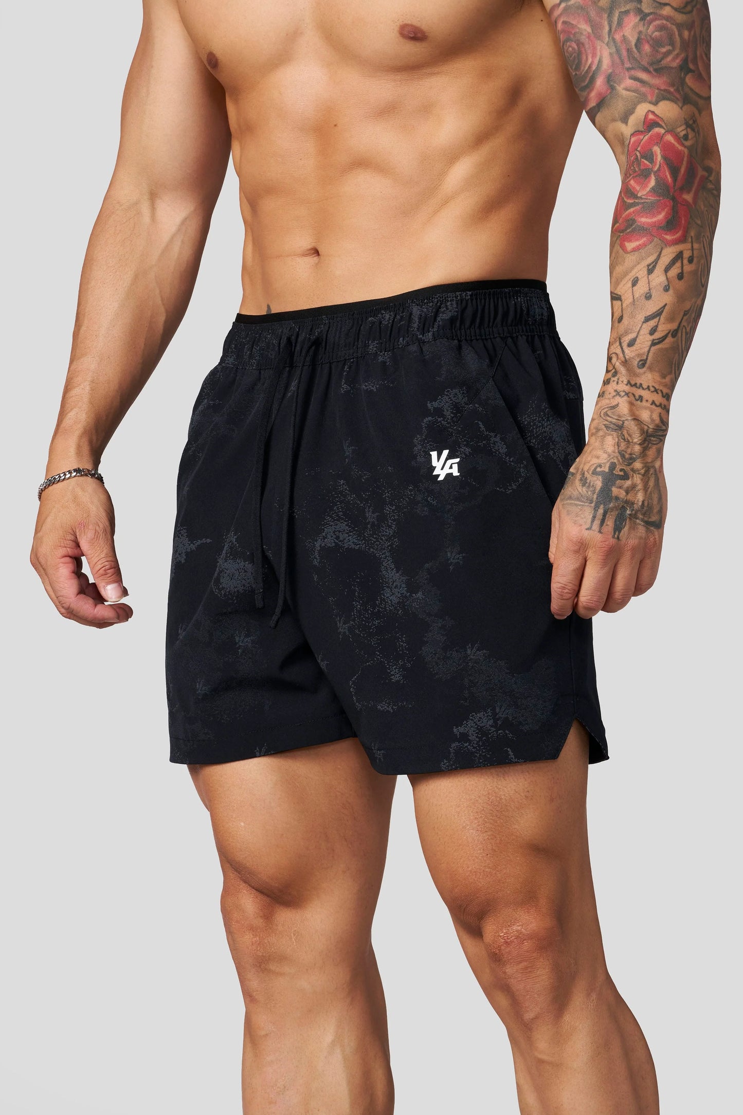 PRE-ORDEN: 1052 - Reflective Fitness Shorts | Black