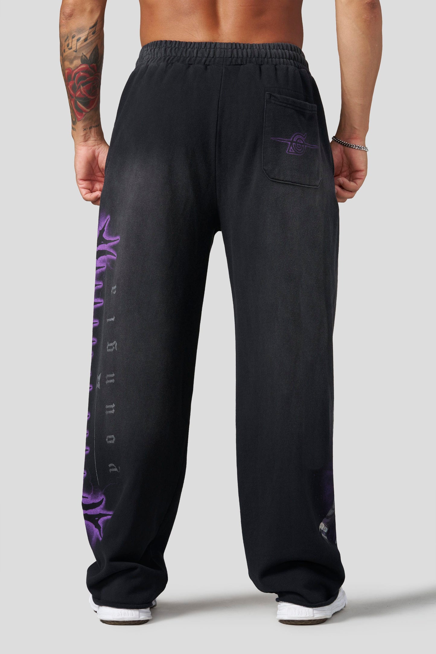 PRE-ORDEN: 2012 - Naruto Artwork Sweats | Snake