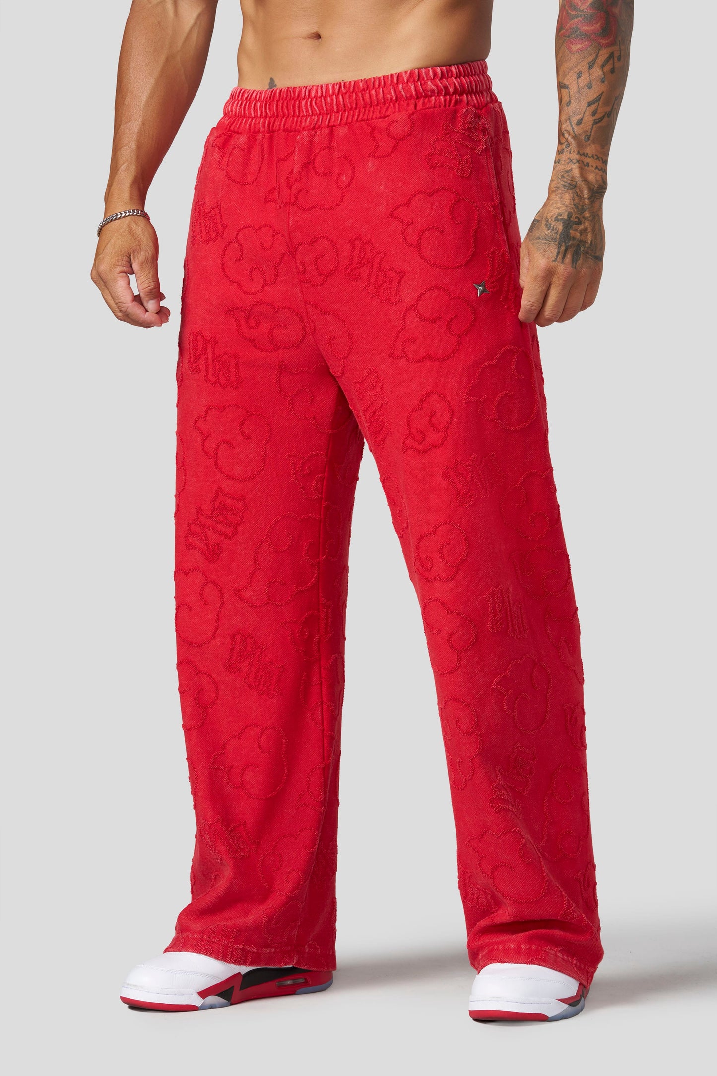 PRE-ORDEN: 2109 - Naruto Cloud Sweats | Red Wash