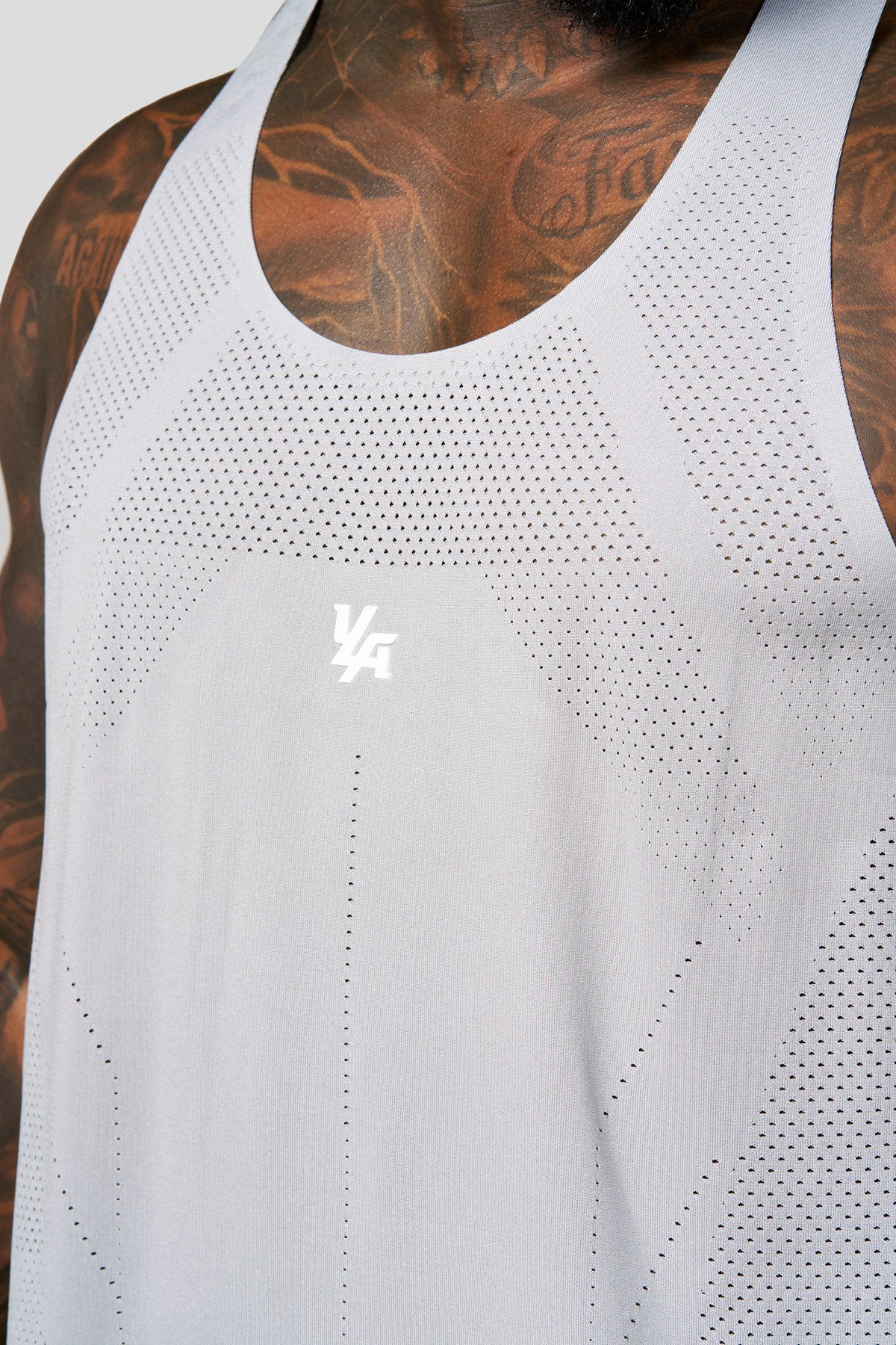 PRE-ORDEN: 3039 - Engineered Mesh Tanks | Black