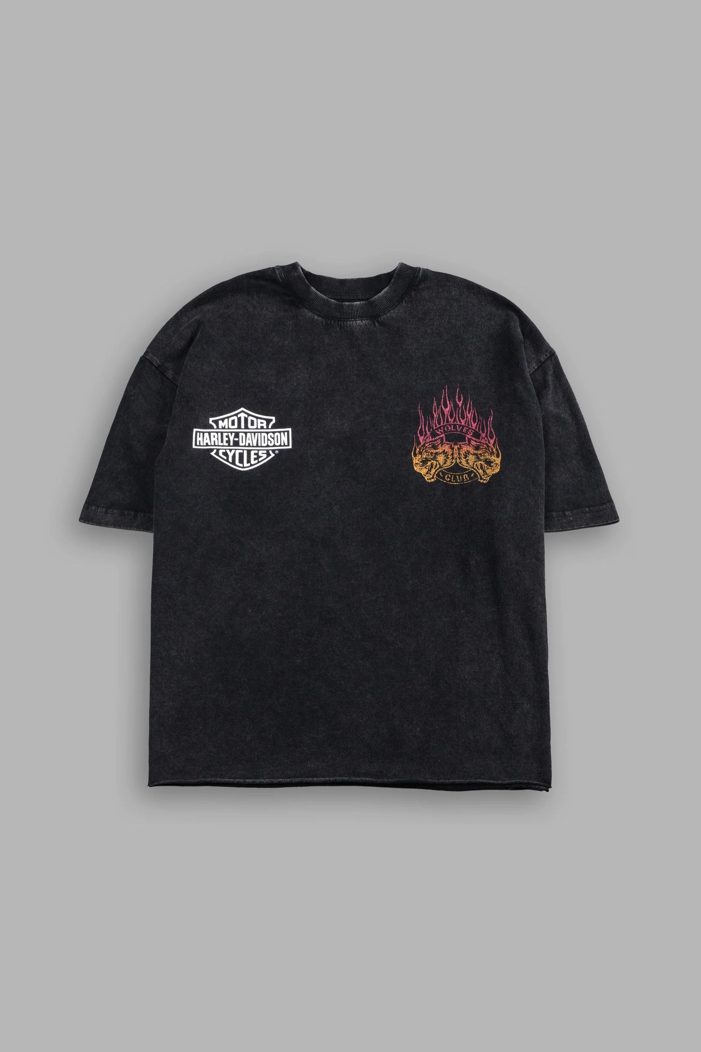 Rising Sun Grunge Mid Length Raw Hem Tee in Washed Black