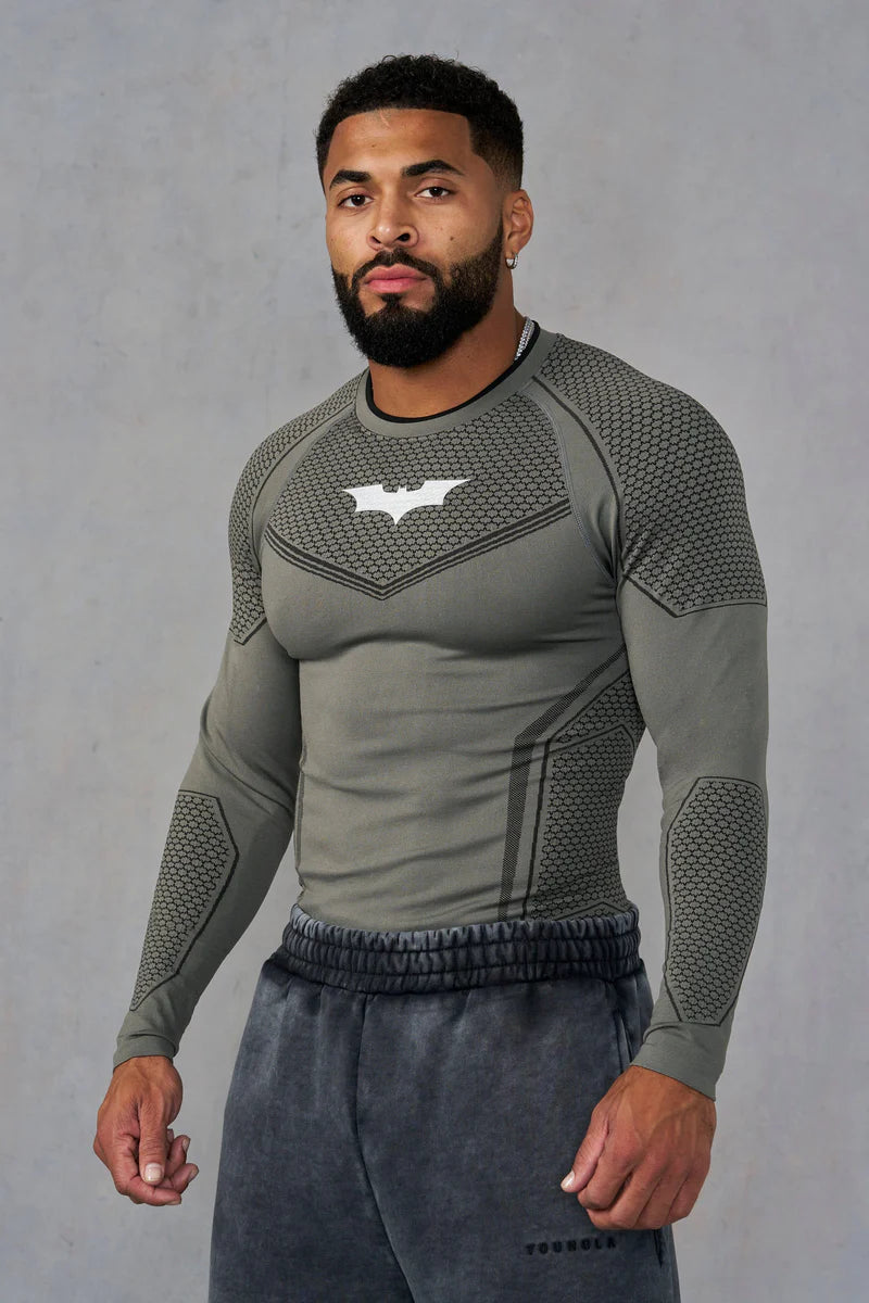 8004 - Batman Manga Larga | Grey Green