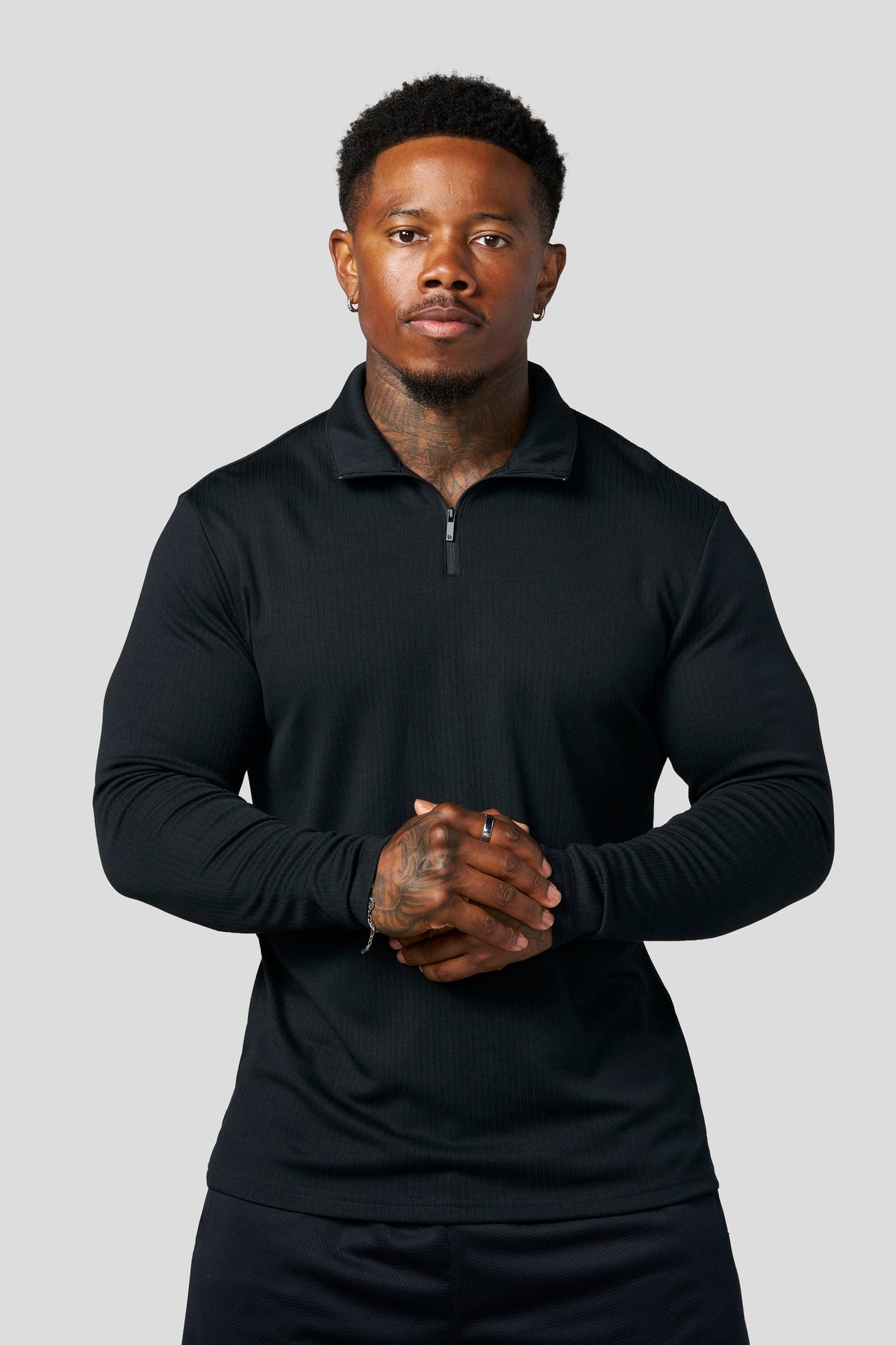 PRE-ORDEN: 8124 - Essential Quarter Zip | Black
