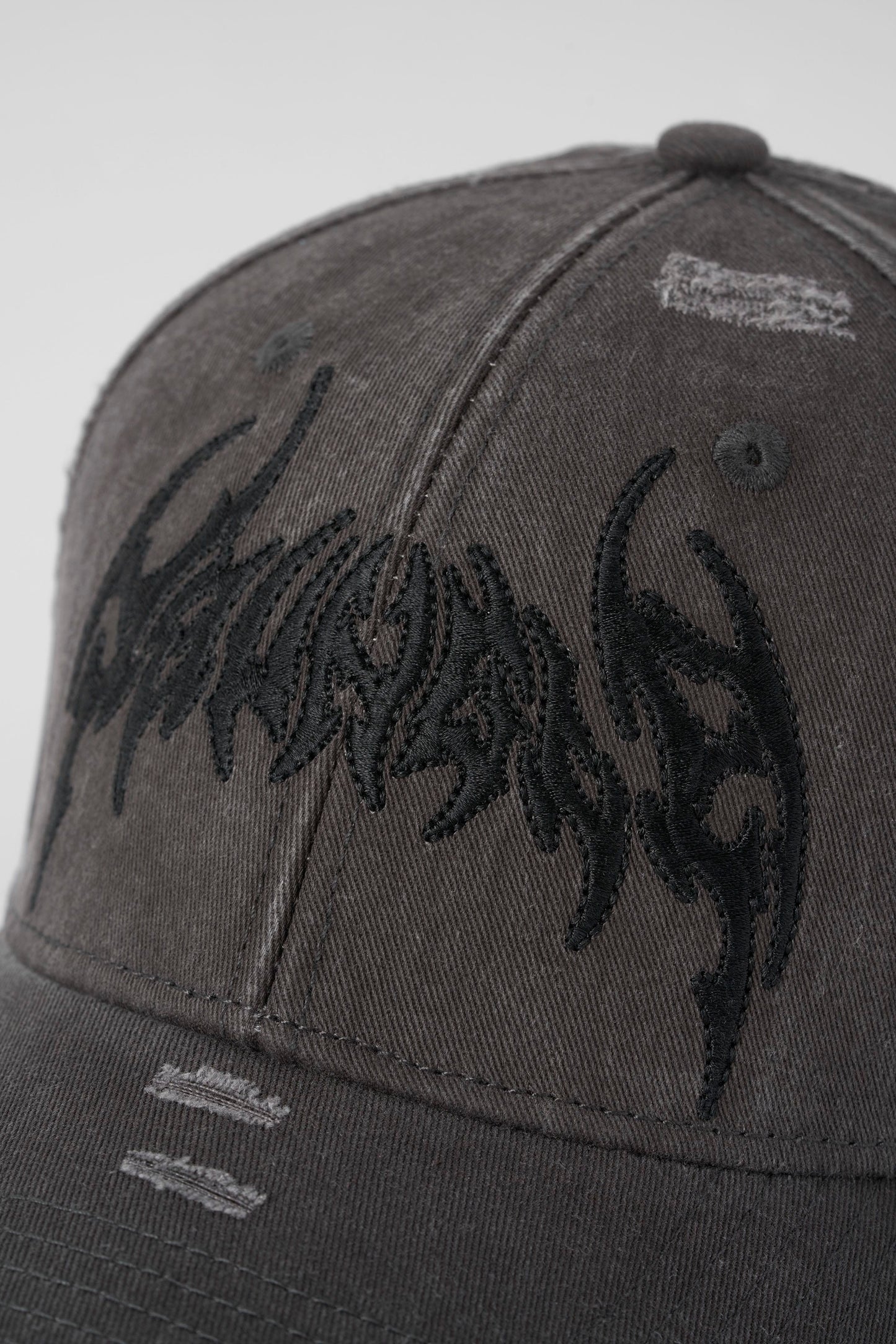 PRE-ORDEN: 9076 - Cyberpunk Hats | Grey Wash