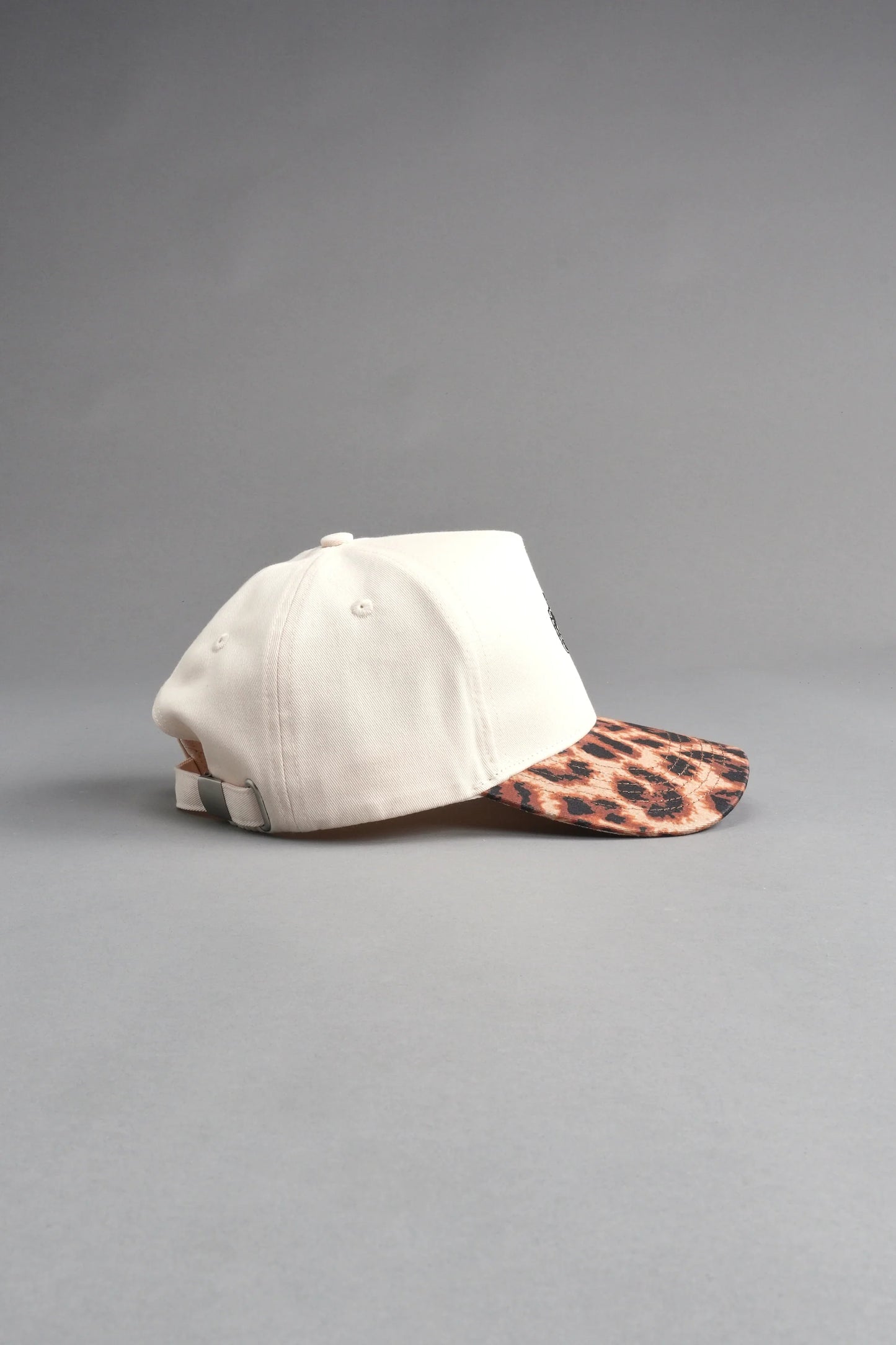Wolf Head 5 Panel Hat in Cream/Clay Leopard