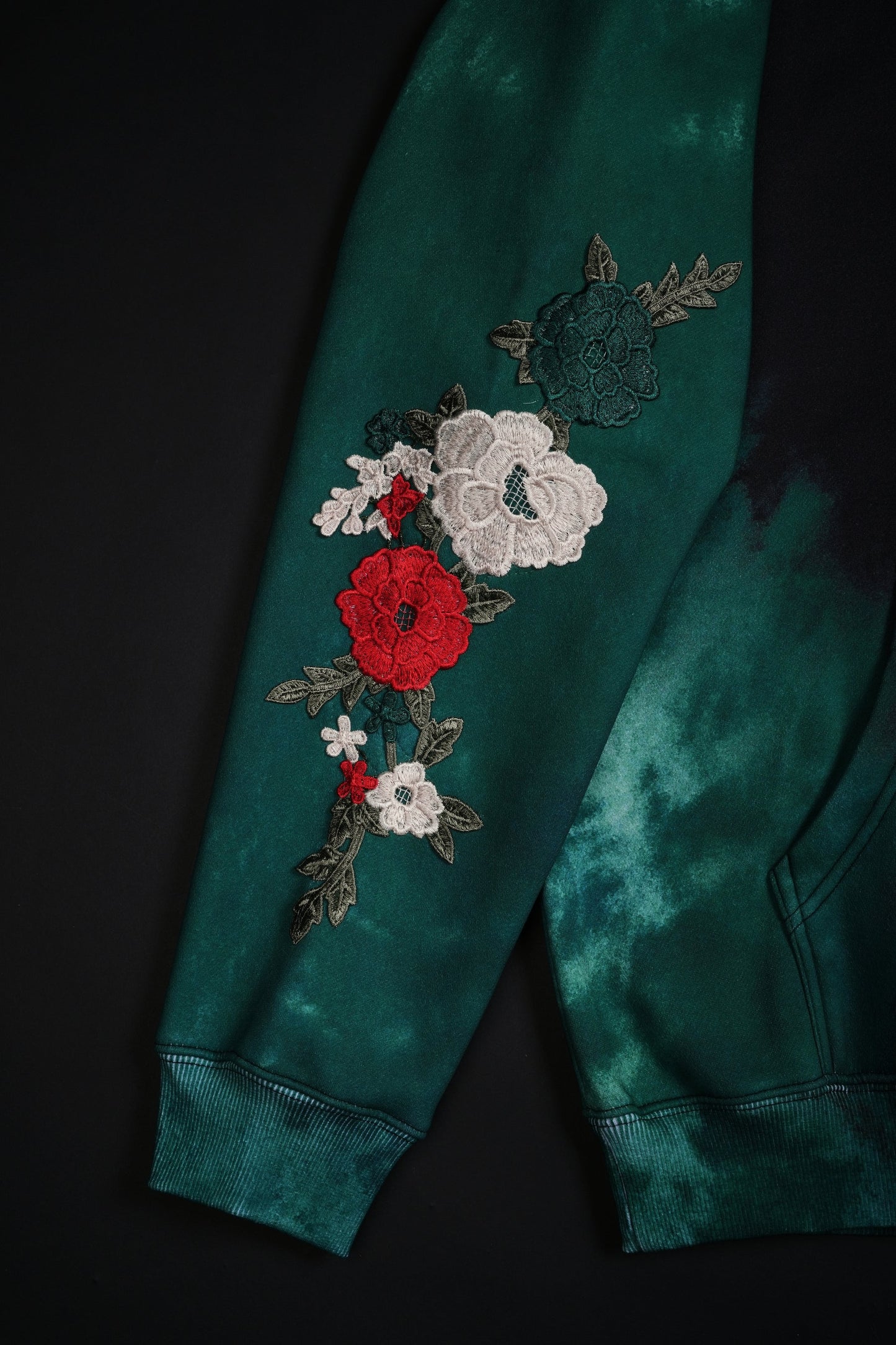 Viva La Rose Indie Classic Hoodie in Deep Green/Black/Radiant Red