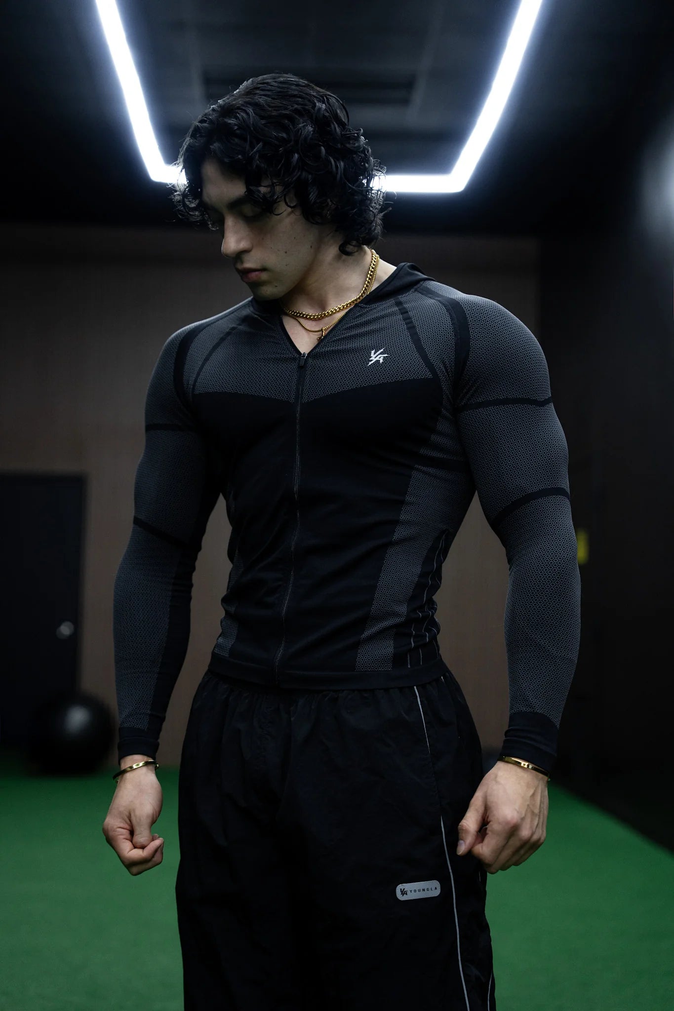 8061 - Apex Compression Zip-Ups | Black