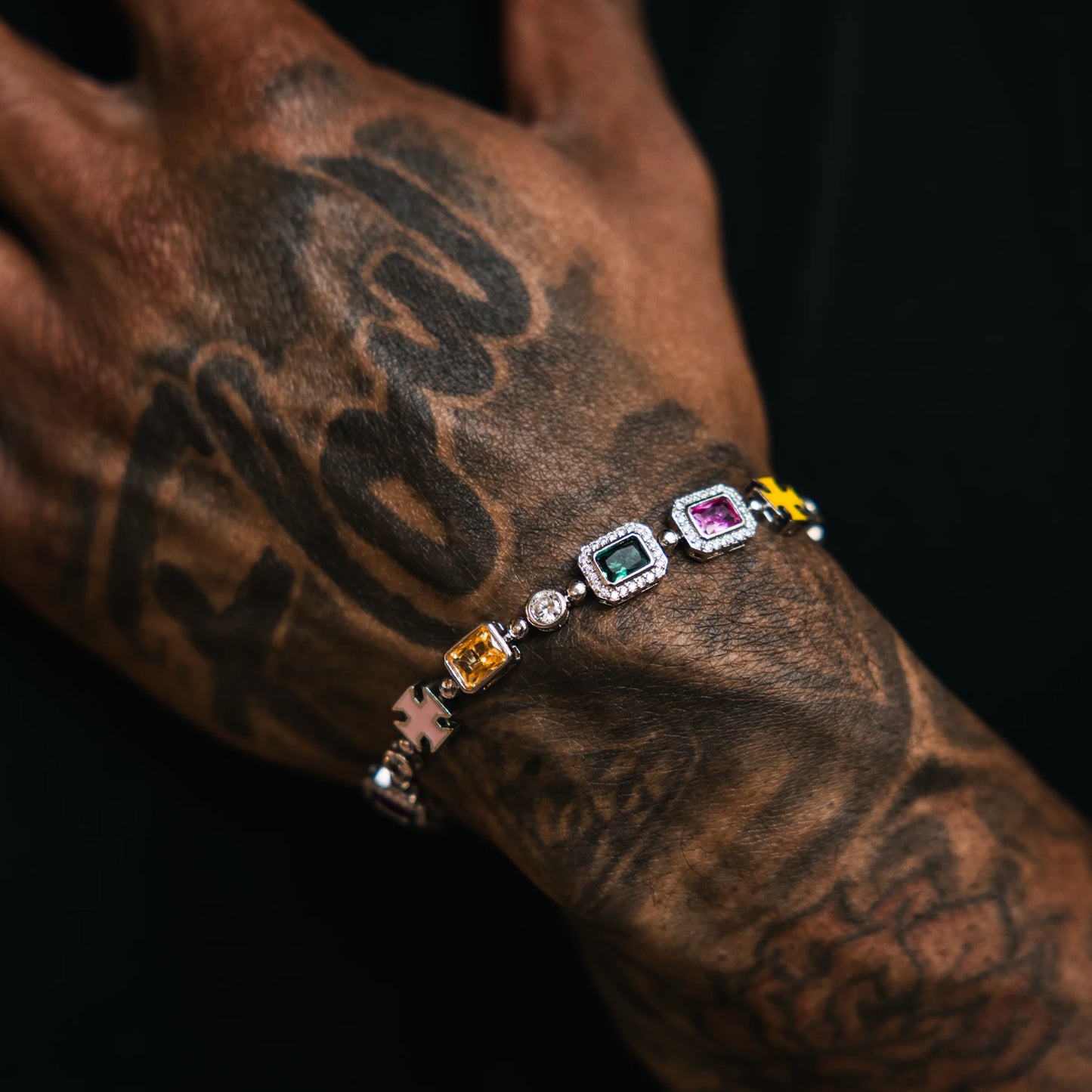 The Royal Gemstone Bracelet - RG304 (Brazalete)