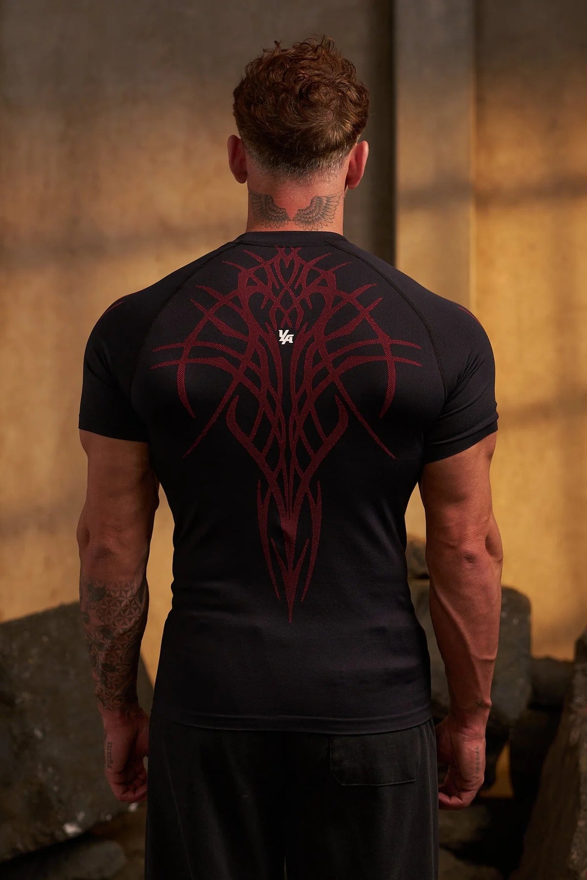 4067 - Gothic Compression | Black/Red