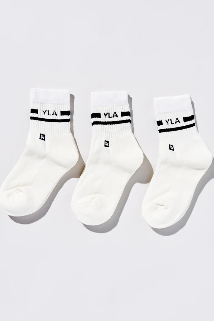 W626 Ivy Crew Socks | White Pack