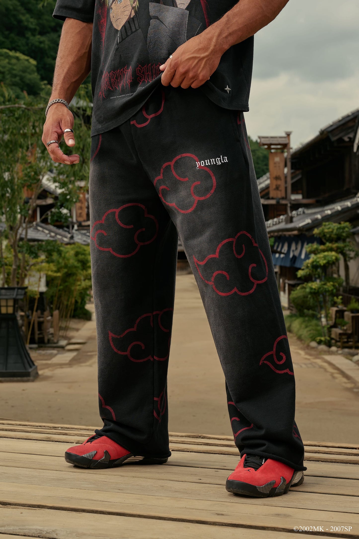PRE-ORDEN: 2012 - Naruto Artwork Sweats | Itachi