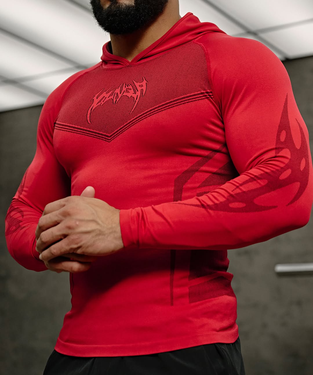 8062 - Warrior Compression Hoodies - Rojo