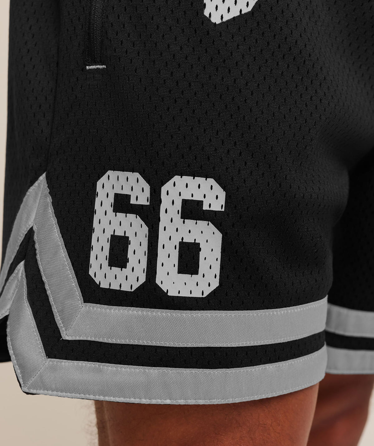 Campus Mesh Shorts | Black