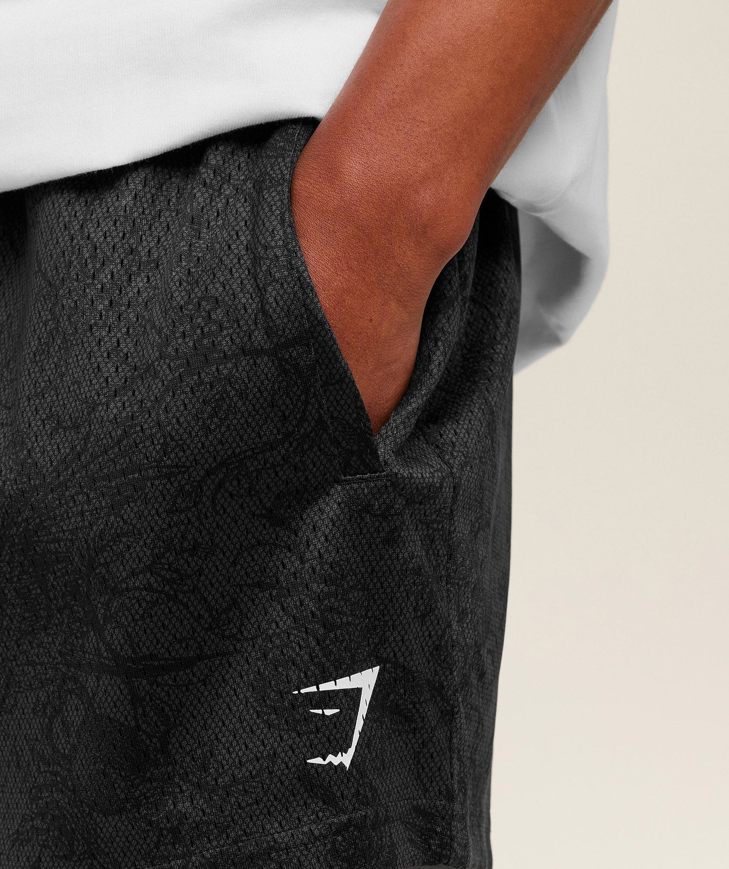 Lifting Mesh 5" Shorts | Black/Grey